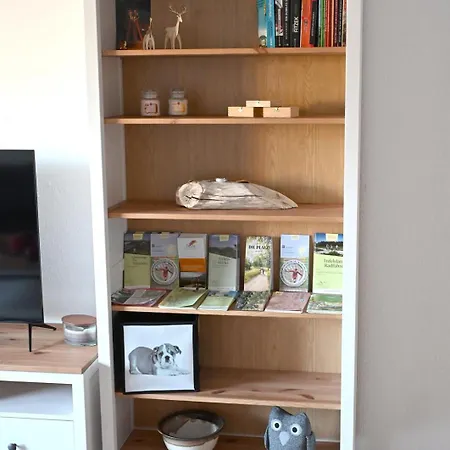 Zur Angenehmen Gegend * آنفايلار آم تريفلز